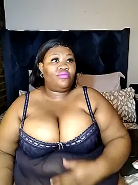 Snapshot of SeductionBoobs chatting on June 21, 2026, 9:04 am SeductionBoobs online show from June 21, 2026, 9:04 am