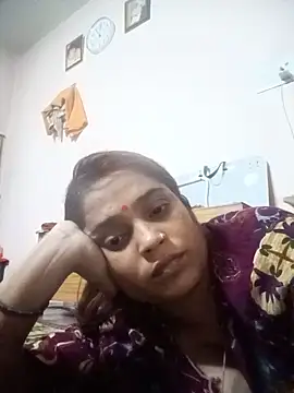 Snapshot of Trisha_71 chatting on May 14, 2026, 5:32 pm Trisha 71 online show from May 14, 2026, 5:32 pm