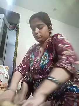 Snapshot of Trisha_71 chatting on May 21, 2026, 3:48 am Trisha 71 online show from May 21, 2026, 3:48 am