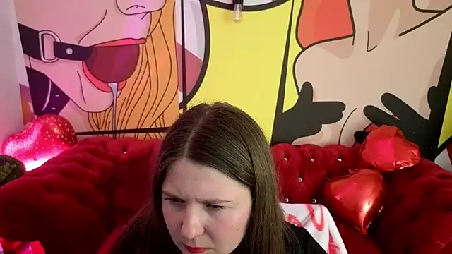 Snapshot of CraveeDoll chatting on February 12, 2026, 8:08 pm CraveeDoll online show from February 12, 2026, 8:08 pm