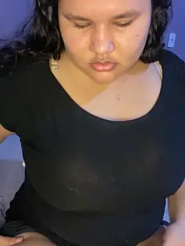 qxmila1 online show from October 23, 2025, 4:49 pm