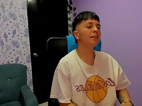  Hannah Hot online show from September 12, 2025, 2:55 am