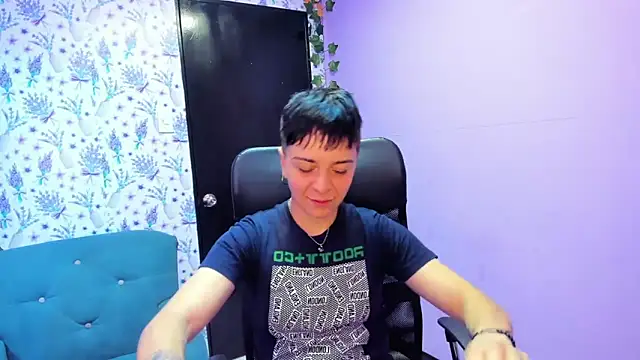  Hannah Hot online show from October 16, 2025, 1:25 am