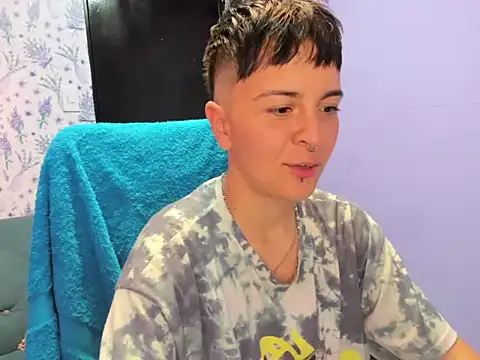  Hannah Hot online show from September 18, 2025, 2:25 am