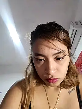 Snapshot of shanell_saenz chatting on April 2, 2026, 2:52 am shanell saenz online show from April 2, 2026, 2:52 am