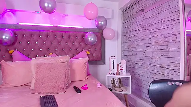 Bonn Glow online show from December 14, 2025, 3:46 am