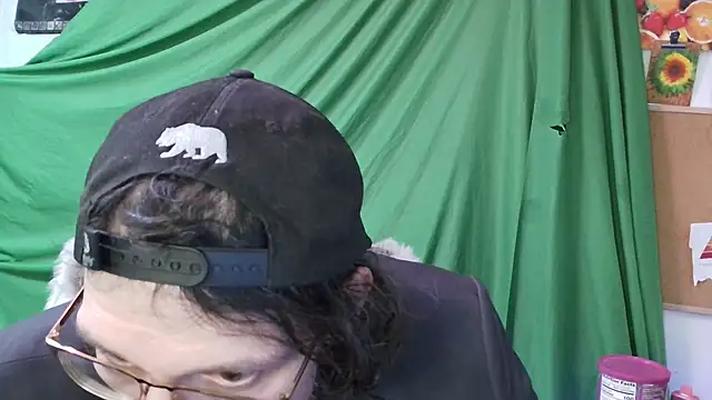 Snapshot of MasterDaddyCool chatting on October 22, 2025, 4:45 am MasterDaddyCool online show from October 22, 2025, 4:45 am