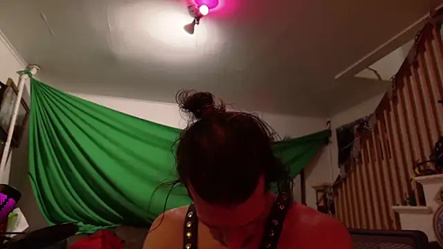 MasterDaddyCool online show from December 14, 2025, 9:31 pm