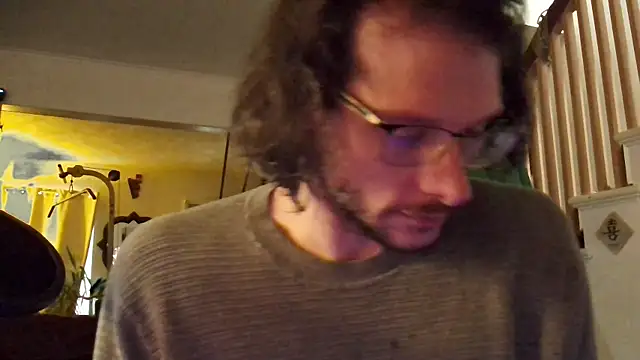 Snapshot of MasterDaddyCool chatting on November 10, 2025, 4:12 pm MasterDaddyCool online show from November 10, 2025, 4:12 pm