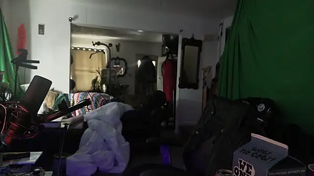 Snapshot of MasterDaddyCool chatting on February 24, 2026, 5:14 pm MasterDaddyCool online show from February 24, 2026, 5:14 pm