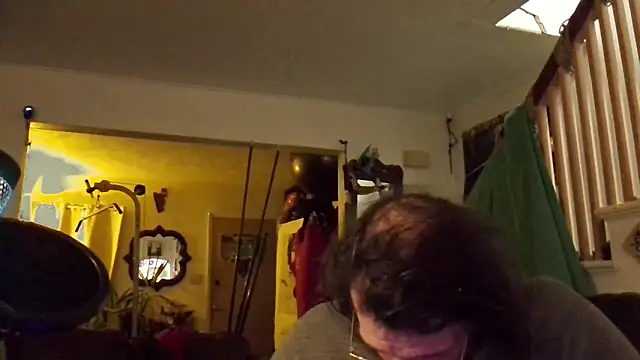 Snapshot of MasterDaddyCool chatting on November 10, 2025, 3:55 am MasterDaddyCool online show from November 10, 2025, 3:55 am