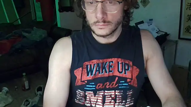 Snapshot of MasterDaddyCool chatting on October 1, 2025, 2:38 am MasterDaddyCool online show from October 1, 2025, 2:38 am