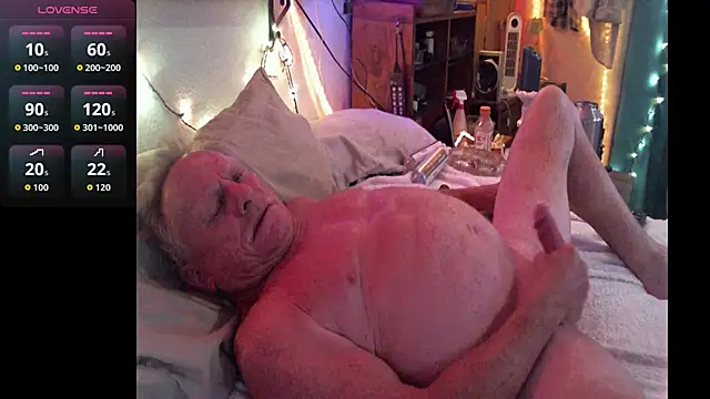 Pussyeat2please online show from April 13, 2026, 12:09 pm