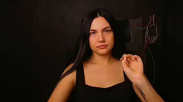 Snapshot of Lune_Moon chatting on October 14, 2025, 5:41 am Lune Moon online show from October 14, 2025, 5:41 am