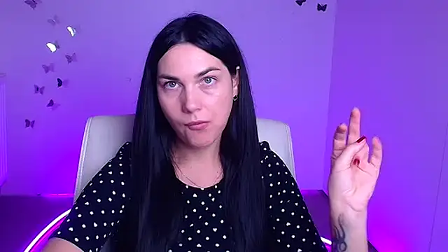 Snapshot of Lune_Moon chatting on September 13, 2025, 11:32 am Lune Moon online show from September 13, 2025, 11:32 am