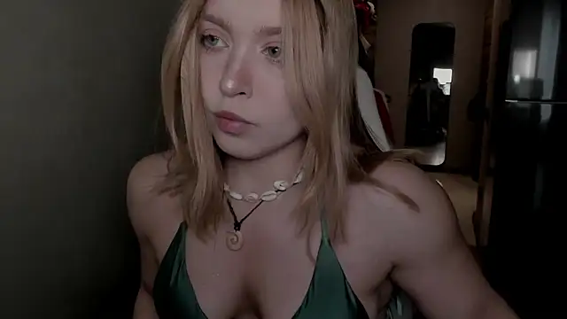 VanillaLivitski online show from September 18, 2025, 11:57 am