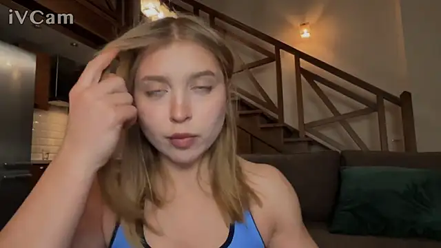 VanillaLivitski online show from November 14, 2025, 1:26 pm