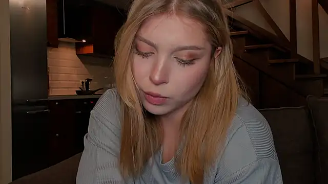 VanillaLivitski online show from November 19, 2025, 1:33 pm