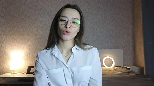 Snapshot of Nastiixx chatting on December 19, 2025, 7:44 am Nastiixx online show from December 19, 2025, 7:44 am