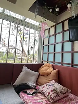 Stellamarbella online show from April 8, 2026, 5:31 am