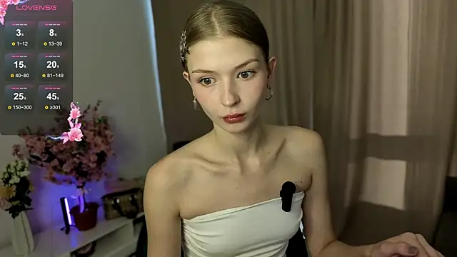 holylisssa online show from November 5, 2025, 10:29 am