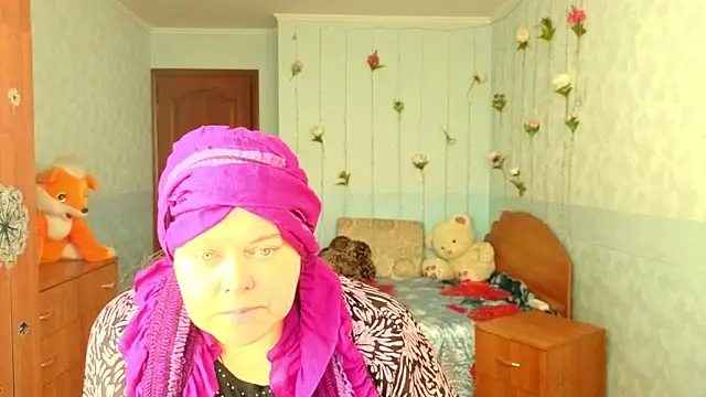 Audrey Aura online show from November 23, 2025, 5:39 am