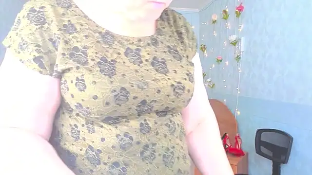 Audrey Aura online show from September 13, 2025, 5:07 am