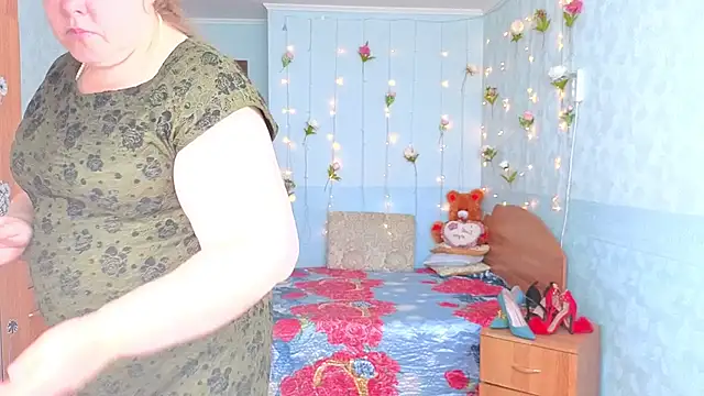 Audrey Aura online show from September 15, 2025, 5:08 am