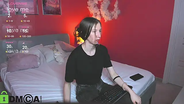 Lisbeth  Salander online show from September 22, 2025, 2:39 am