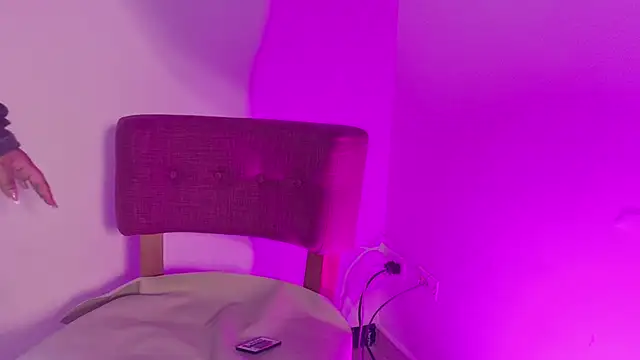 KITY HILL online show from February 10, 2026, 1:48 am