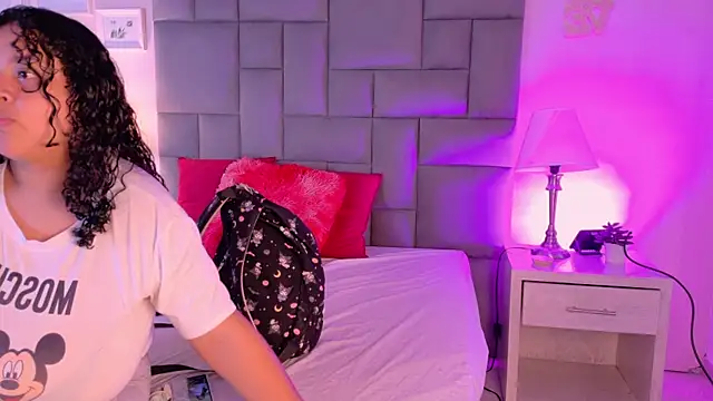 KITY HILL online show from September 30, 2025, 5:24 am