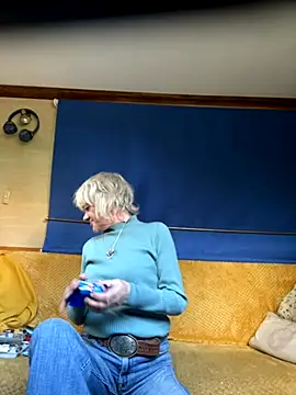 ladyboatlady online show from October 25, 2025, 2:39 pm