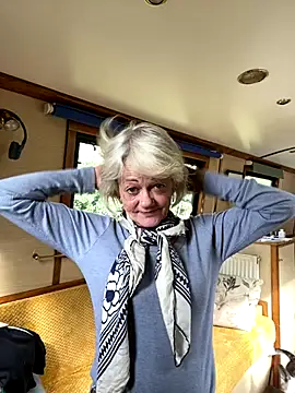 ladyboatlady online show from September 11, 2025, 9:53 am