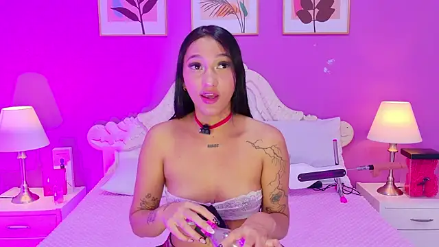 SamantaKane online show from February 25, 2026, 4:12 am