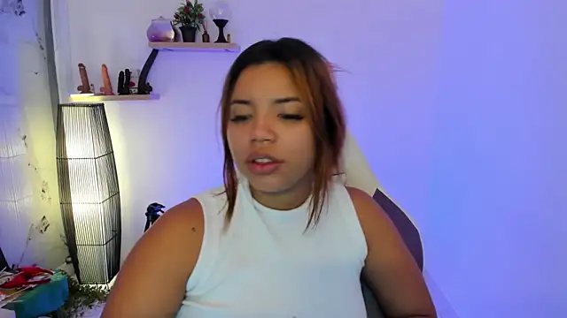 Snapshot of scarlett_enjoy1 chatting on November 2, 2025, 1:38 pm scarlett enjoy1 online show from November 2, 2025, 1:38 pm