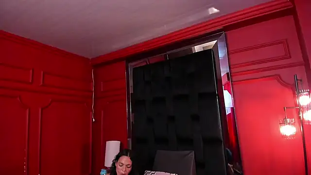 bellarivera  online show from December 19, 2025, 6:32 pm