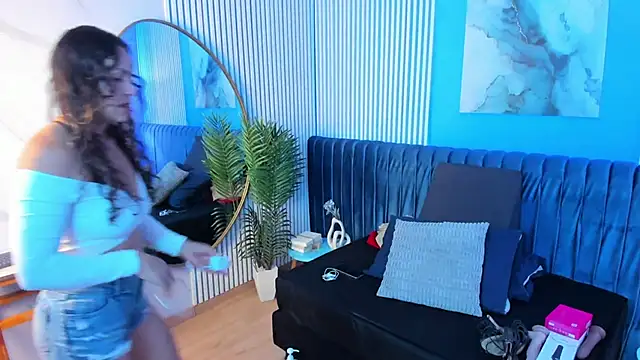 Snapshot of bellarivera_ chatting on November 24, 2025, 7:03 pm bellarivera online show from November 24, 2025, 7:03 pm