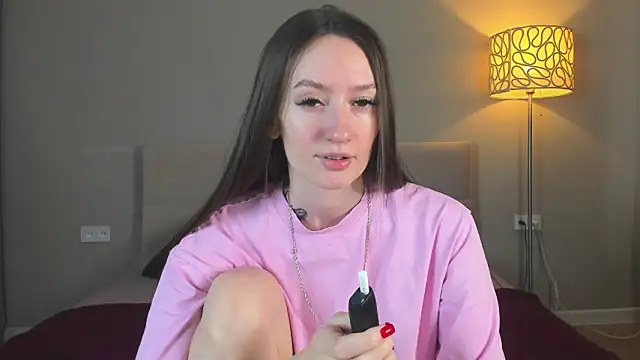 cutienaughtygirl online show from May 30, 2026, 8:20 am