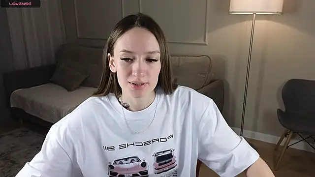 cutienaughtygirl online show from February 1, 2026, 2:21 am