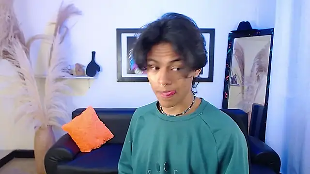 dreyk20 online show from September 29, 2025, 2:23 pm