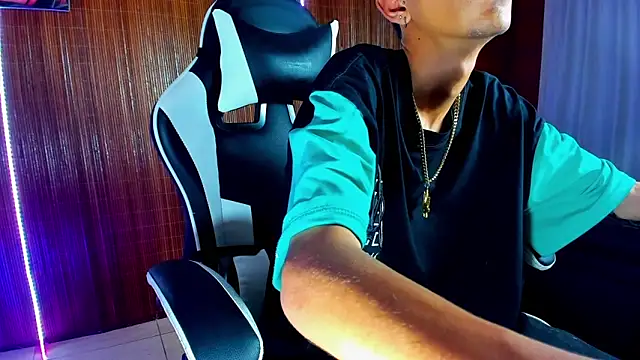 briamhoconor xh online show from March 5, 2026, 4:53 am