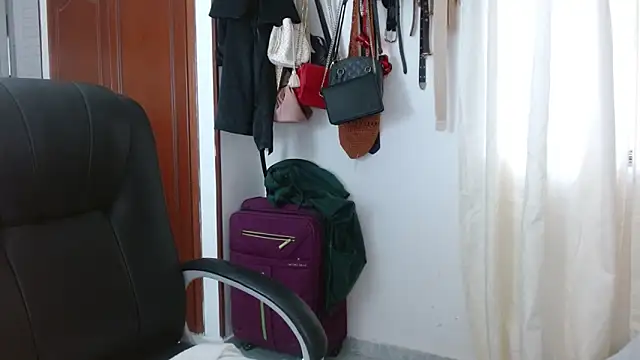 BriggiteSkyAngels online show from November 1, 2025, 9:30 pm