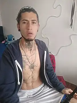 Snapshot of Tattoboy19cm chatting on February 20, 2026, 8:00 pm Tattoboy19cm online show from February 20, 2026, 8:00 pm