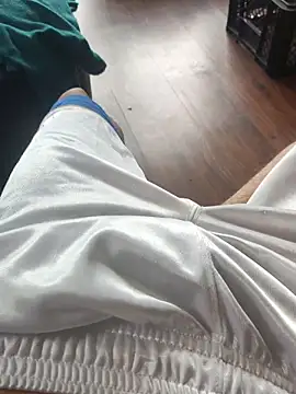 Tattoboy19cm online show from October 20, 2025, 3:01 pm