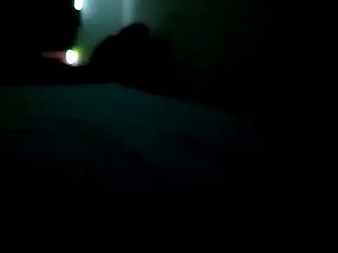 Snapshot of Tattoboy19cm chatting on December 17, 2025, 6:18 am Tattoboy19cm online show from December 17, 2025, 6:18 am