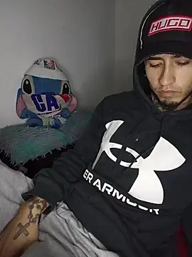 Snapshot of Tattoboy19cm chatting on March 18, 2026, 5:10 am Tattoboy19cm online show from March 18, 2026, 5:10 am