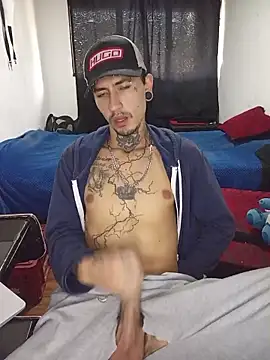 Snapshot of Tattoboy19cm chatting on June 5, 2026, 9:09 pm Tattoboy19cm online show from June 5, 2026, 9:09 pm