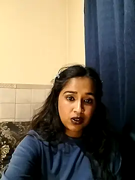 Snapshot of cute_indianxo chatting on June 4, 2026, 10:25 pm cute indianxo online show from June 4, 2026, 10:25 pm
