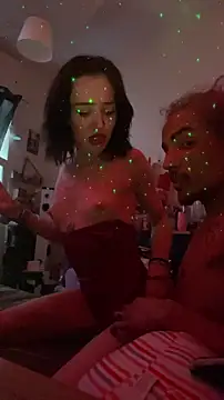 luluycoco online show from October 12, 2025, 1:23 pm