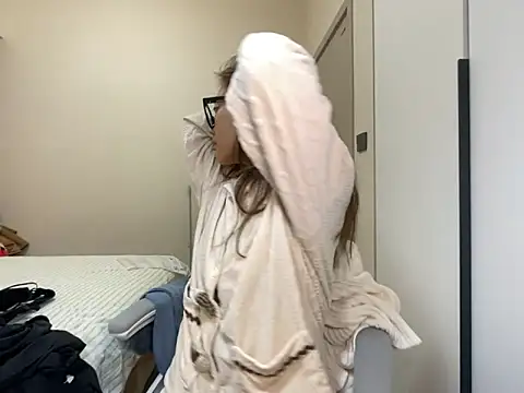 xena0501 online show from March 5, 2026, 1:40 pm